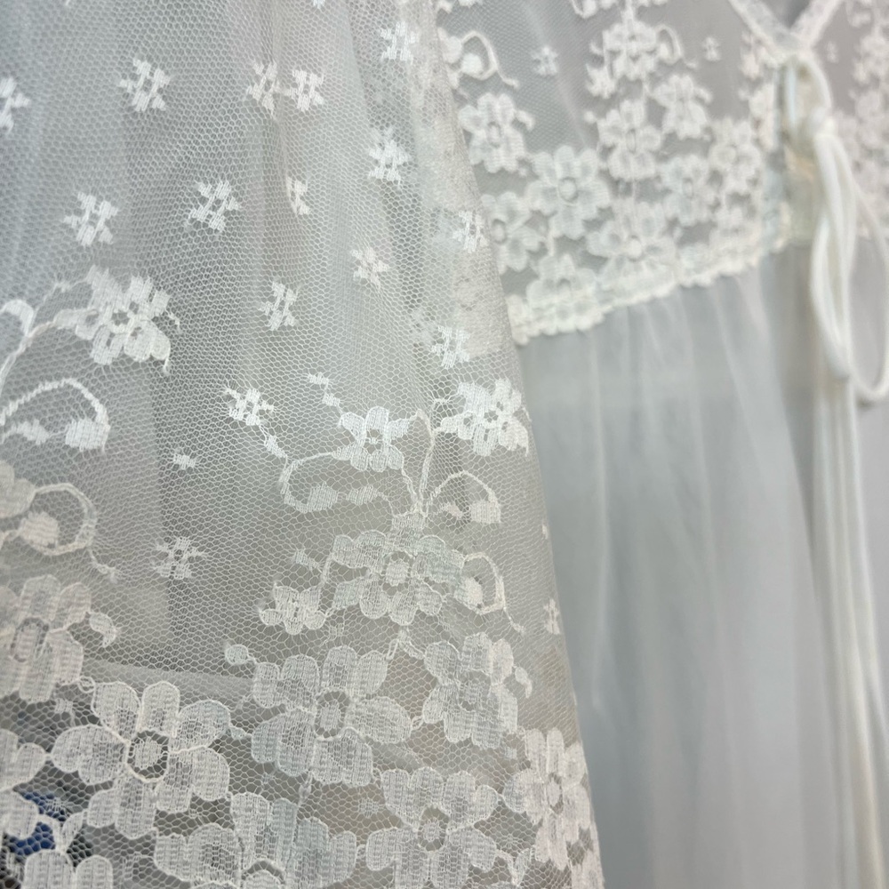 Vintage Neiman Marcus Peignoir Sheer Lace Maxi Robe S White Bridal Romantic - Picture 8 of 8